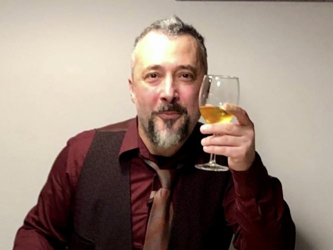 9185383B-D9F0-487C-A457-B3BCB50F6F56